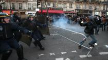 Pariz: Sukob policije i demonstranata, uhapšeno 208 ljudi
