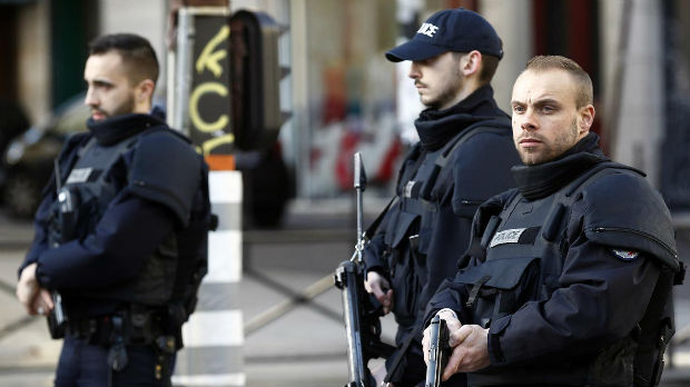 Pariz i Berlin pozivaju EU da preseče finansiranje terorista