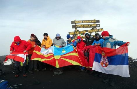 Planinari iz Srbije i Makedonije osvojili Elbrus