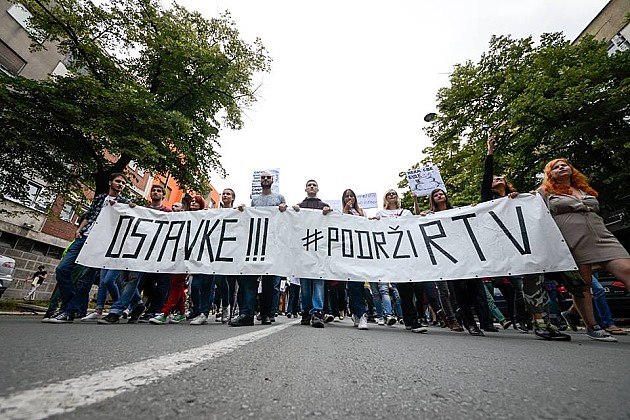 Podrži RTV pred četvrti protest: Da li je kontramiting Stop anarhiji plaćen iz budžeta svih građana?!