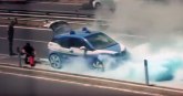 Policijski BMW na struju zapalio se u Rimu