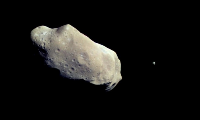 Pored Zemlje proleće asteroid duplo veći od sibirskog meteora