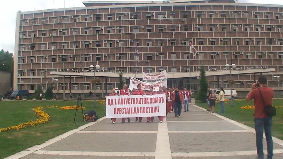 Poruka radnika kragujevačke Hitne: Prestajemo da postojimo