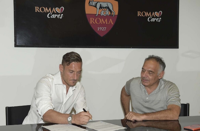 Potvrđeno, legendarni Toti potpisao novi ugovor!