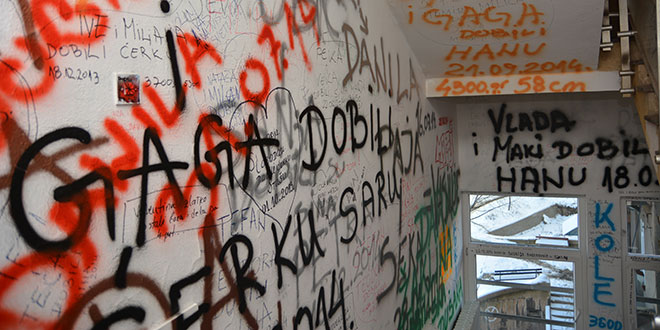 Prekida se tradicija pisanja grafita po zidovima borskog porodilišta