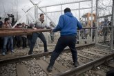 Preko 30.000 izbeglica zarobljeno u Grčkoj