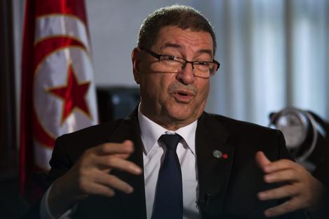 Premijeru Tunisa izglasano nepoverenje