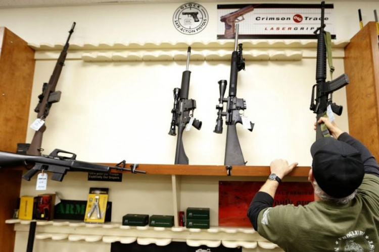 Proizvođači oružja u SAD trljaju ruke: Milijarde dolara profita samo od domaćih kupaca