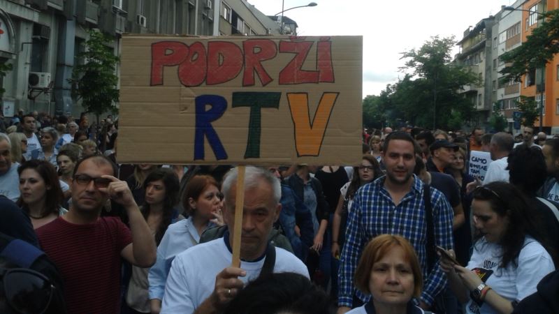 Protest Podrži RTV u Novom Sadu otkazan zbog nevremena 