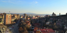Protest u Mitrovici: Više novinara i policajaca nego učesnika