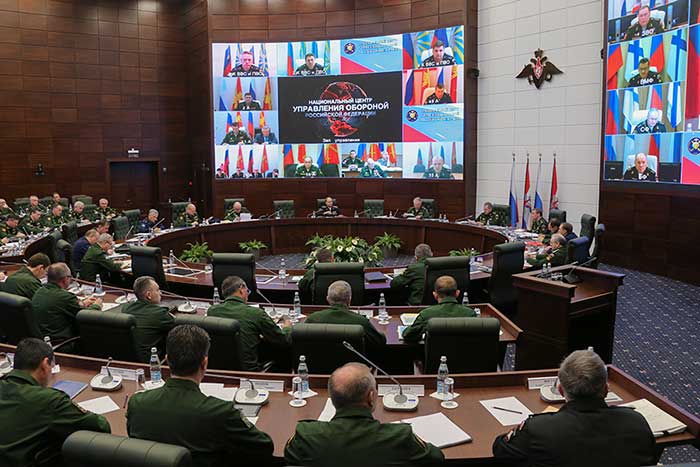 Putin naredio punu borbenu gotovost Južnog vojnog okruga