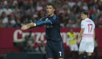 Ronaldo pokušao da udari pesnicom Kričovijaka (video)