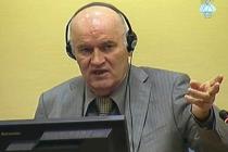 Ruski ljekari pregledaju Mladića u Hagu