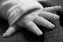 SAD: Majka u kadi udavila dvogodišnje blizance