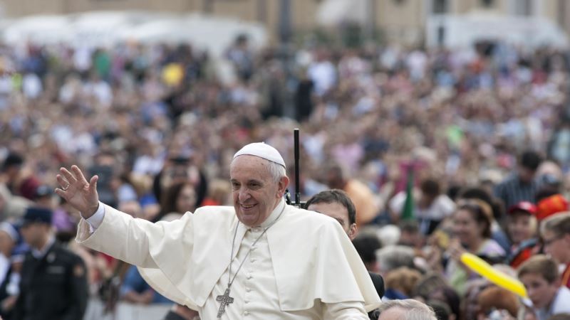 SPC: Poset pape Franje Srbiji u maju nije dogovoren