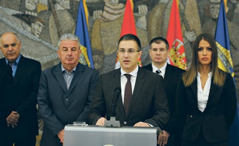 STEFANOVIĆ PREKORAČIO OVLAŠĆENJA: Ministar policije opet utiče na tužilaštvo!