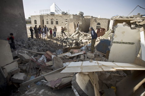 SUKOB IZMEĐU POLICIJE I POBUNJENIKA U Jemenu danas poginulo najmanje 40 ljudi