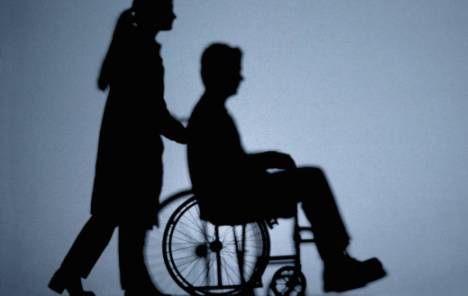 Samo pet ministarstava zaposlilo potreban broj osoba s invaliditetom