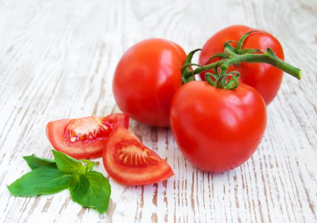 Sezona je počela: Evo zašto treba da jedete paradajz baš svaki dan