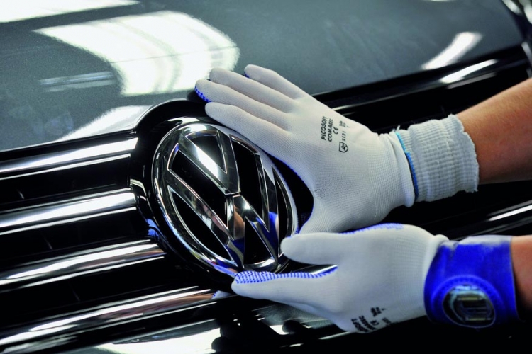 Skandal nagrizao globalnu prodaju VW grupacije za 2,2 odsto