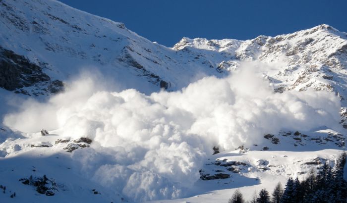 Skijaš poginuo u lavini u francuskim Alpima