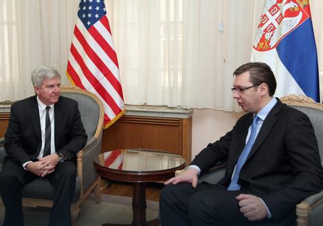 Skot: Dobio sam instrukcije iz Amerike da snažno podržavam Srbiju u priključenju EU