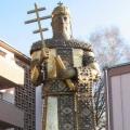 Spomenik Nemanjićima izvajan u Aleksincu