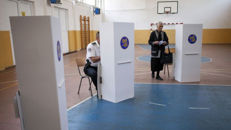 Srbi sa Kosova podeljeni o izlasku na izbore