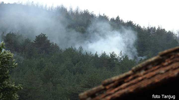 Srbima na KiM zapaljena šuma