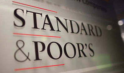 „Standard i Purs“ smanjila kreditni rejting Britanije