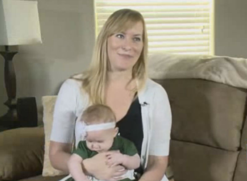 ​Studentkinja je na predavanje došla sa bebom, a reakcija profesora iznenadila je mnoge! VIDEO