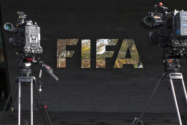 Švajcarska blokirala FIFA 50-100 mil. franaka