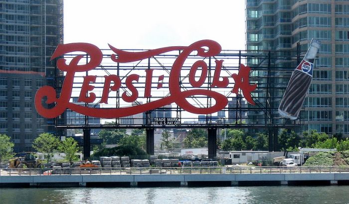 Svetleća reklama Pepsi-kole u Njujorku proglašena istorijskim spomenikom