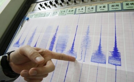 TRESAO SE EKVADOR: Zemljotres jačine 6,7 stepeni po Rihteru pogodio Južnu Ameriku!