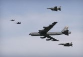 Tenzije SAD i S.Koreje: B-52 leteo nad J.Korejom