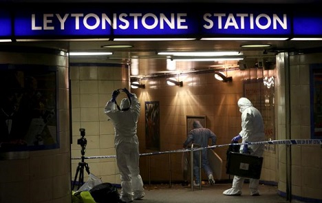 Teroristički napad u Londonu: Nožem ranio tri osobe