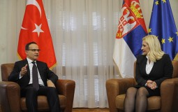 
					Turski investitori zainteresovani za izgradnju tri putne deonice u Srbiji 
					
									