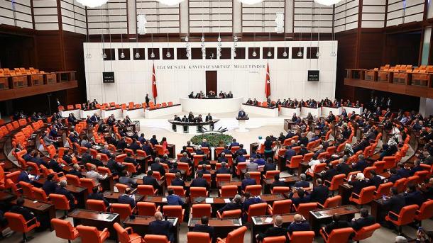 Turski parlament izglasao povjerenje Vladi premijera Yildirima