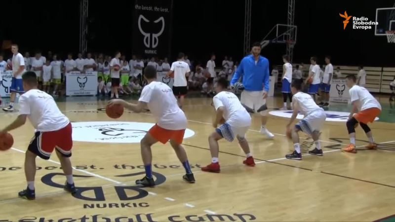 Tuzla: Nurkić i NBA treneri sa mladim košarkašima