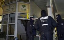 
					U Berlinu privedena dvojica osumnjičenih za planiranje nasilja 
					
									