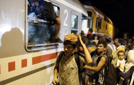 U Hrvatskoj više nema stajanja, migranti se ukrcavaju u Makedoniji i prevoze do Austrije