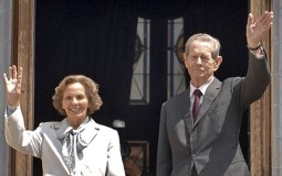 
					U Švajcarskoj preminula bivša rumunska kraljica Ana 
					
									