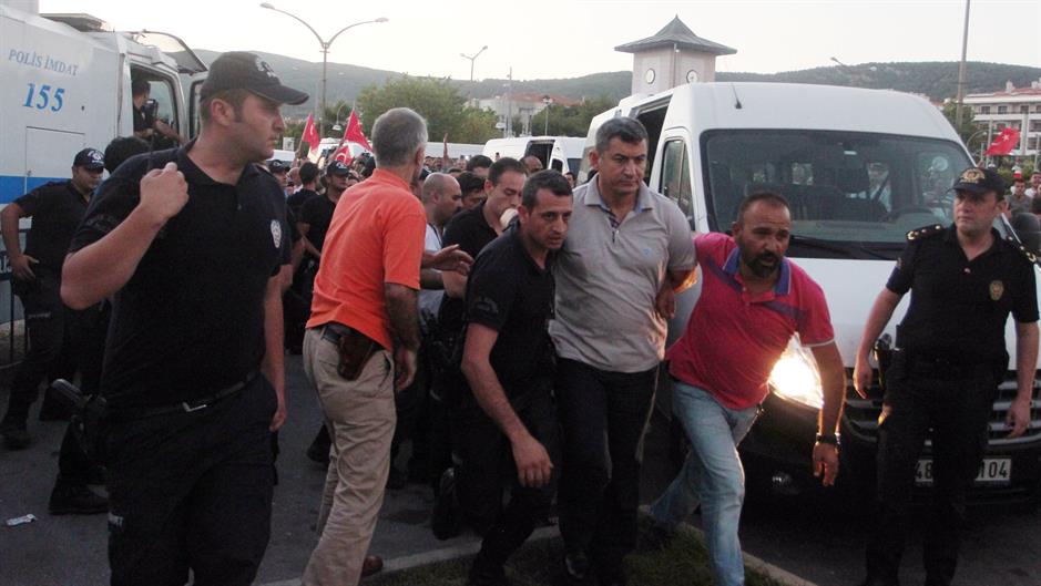U Turskoj uhapšeno više od 10.000 ljudi nakon puča