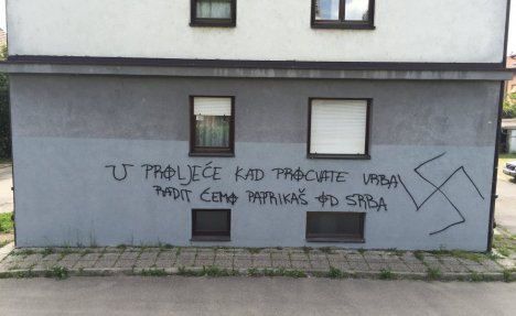 U ZAGREBU PONOVO PRETEĆI GRAFITI: Kad procveta vrba, pravićemo paprikaš od Srba!