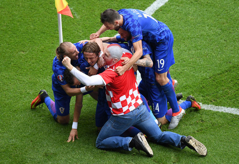 UEFA pokreće disciplinski postupak protiv Hrvatske! (VIDEO)
