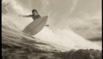 UHVAĆEN TALAS Magija surfovanja nigde nije tako lepa kao na ovim fotografijama