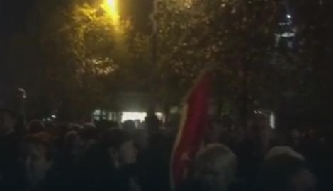 UZ POLICIJSKO OBEZBEĐENJE Počeo protest opozicije u Podgorici