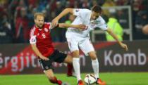 UŽIVO: Orlovima poništen gol! Prvo koškanje, Albanija - Srbija 0:0