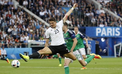 (VIDEO) PANCERI KAO GROM: Nemačka zgazila Slovačku i najavila juriš na titulu