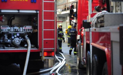 (VIDEO) VELIKI POŽAR U KOVAČICI: Do temelja izgorela fabrika i salon nameštaja!